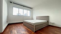 Blk 216 Jurong East Street 21 (Jurong East), HDB Executive #550801151